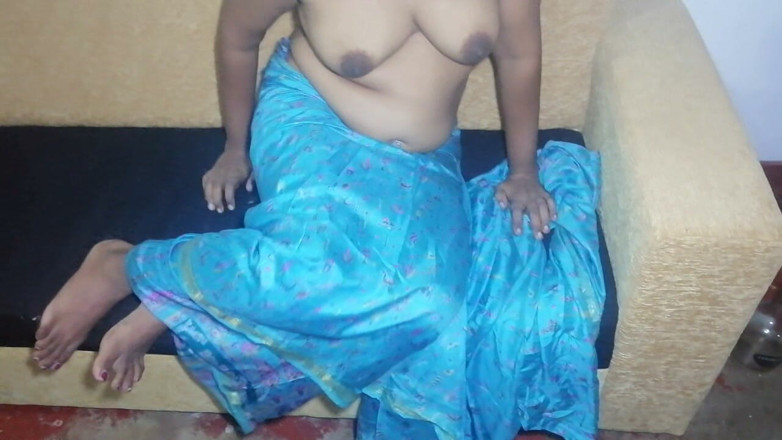 Tina Baby: Desi Maid Dressed with Wire's Saree to Seduced