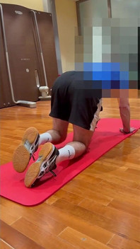 Broker Berkahwin Fucks Mike Selepas Gim Di Hotel Spa Selepas Isterinya Pergi