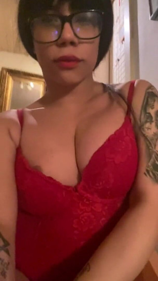Tgirl Yaritza Vega: A livello reggaeton