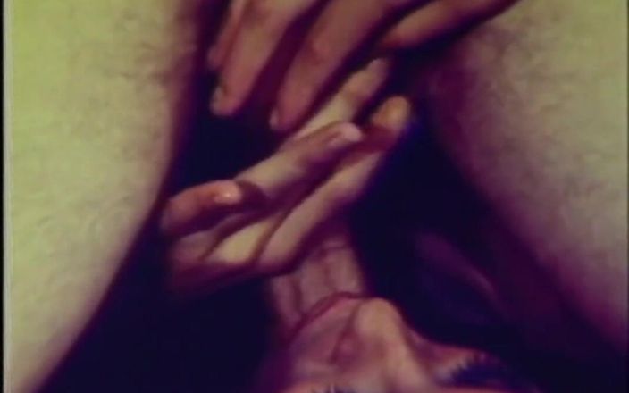 Vintage megastore: Infermiere del turno di notte - film di restyling in versione...