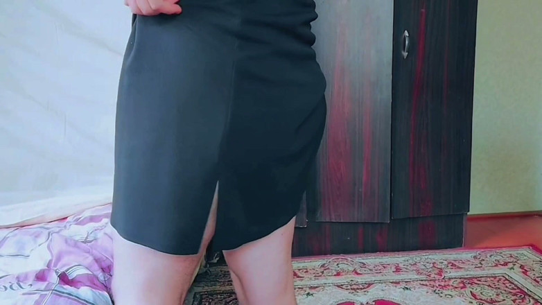 Kitty_Cross: Pretty Legs Cum Swallowing Big Hips Smooth Skin