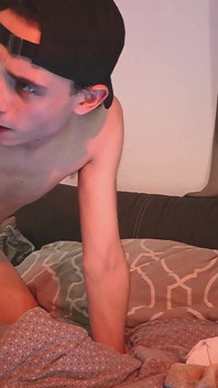 Twink vs mesin kongkek