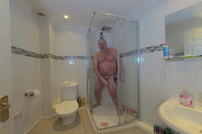 Solo Male VR180 Billy the Bear: Vr180 Getting Soapy in the Shower