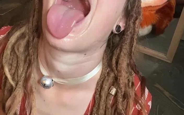 Olivia Jarden: Cute Fox Makes You Cum - Twice