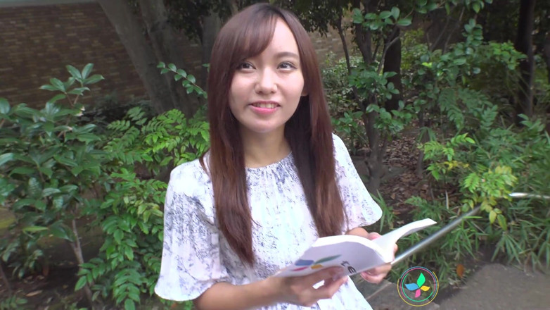 Tenshigao: Mimi Inamura Shows Us Her Shaved Pussy in Her First...