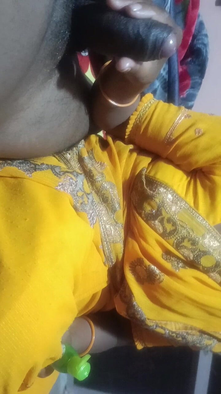 Rahul Ranjan: Desi bhabhi ha fatto una sega e poi si è fatta...