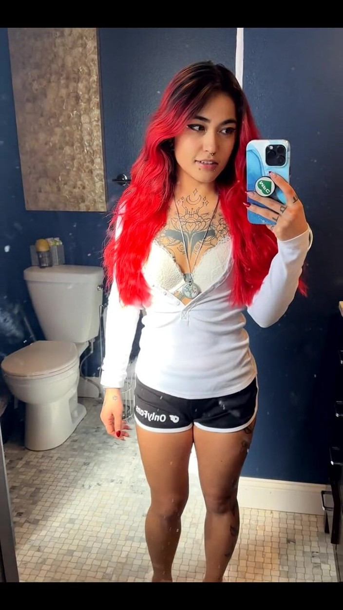 lilRavenFox: 작은 여자
