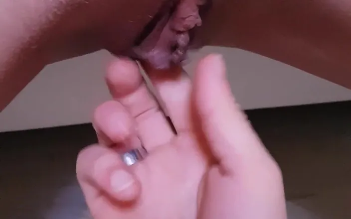 Melody Pleasure: Can i squirt all over you?