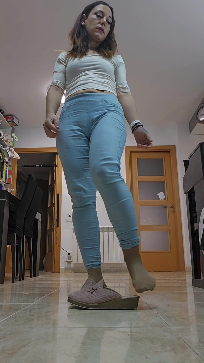 dafnedenoch: Jag försöker själv, jag undervisar och jag onanerar latin