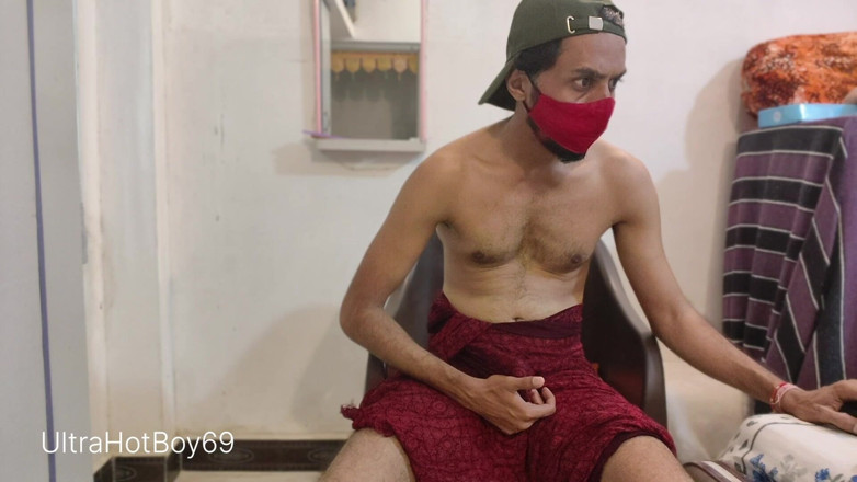 UltraHotBoy69: Spectacol solo cu băiat ultra Lungi