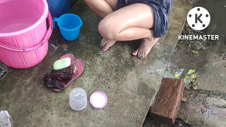 Anita yadav: Anita Yadav, seins sexy et gros cul