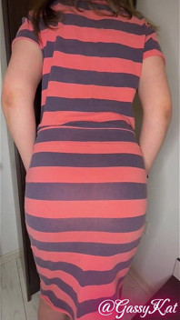 Amateur Housewife Farting