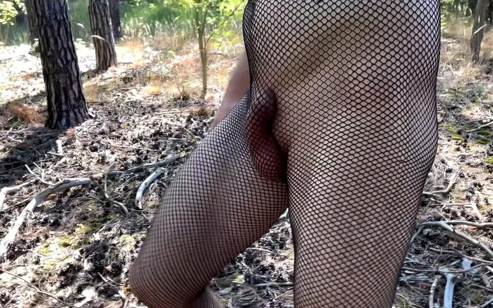 Apomit: Hot Teen boy walks in nature naked for gay daddy...