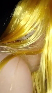 Lubang gemilang blonde