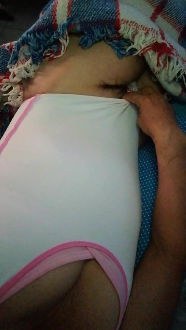 Busty Grandma (Mart123)