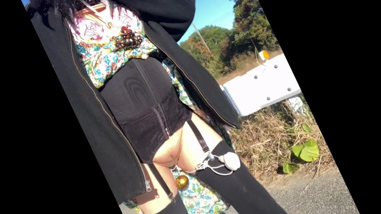 megu2002: 自主トレーニング　no24　朝から露出散歩