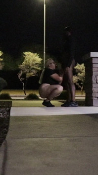 Gorda Esposa Tira Roupa E Joga Essa Bunda De Volta Em Público! Badblondiemonroe
