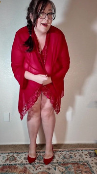 BBW-MILF zieht kleines outfit aus