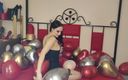 Princess18_: Hari Valentine. Blowing dan Popping Balloons