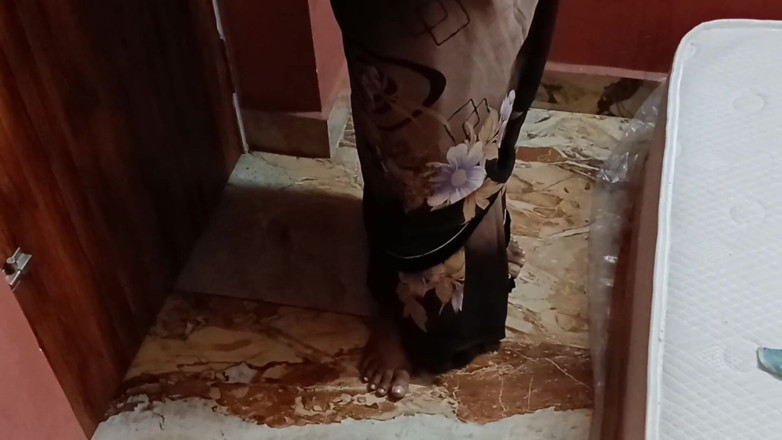 Desisexqueen: Video rekaman seks pasutri india pertama kali!