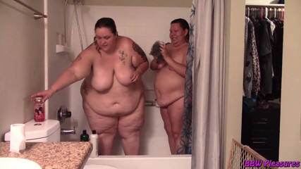 BBW Pleasures: BBW bff shower
