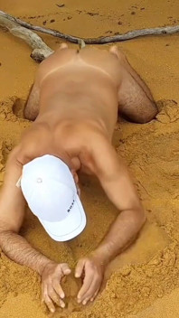 Kompilasi ladysilva pamer pantat bahenol cewek seksi di pantai sambil bugil