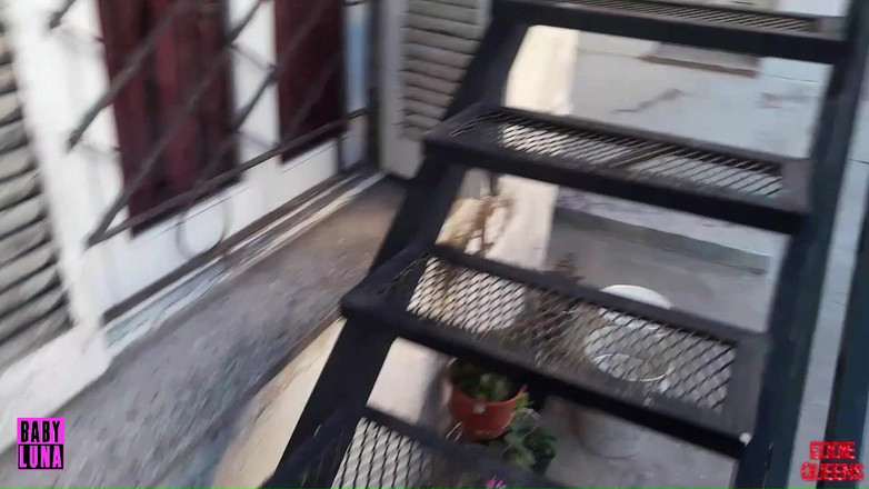 Babyluna939: Lo ho seguito a casa solo per annusare e adorare...