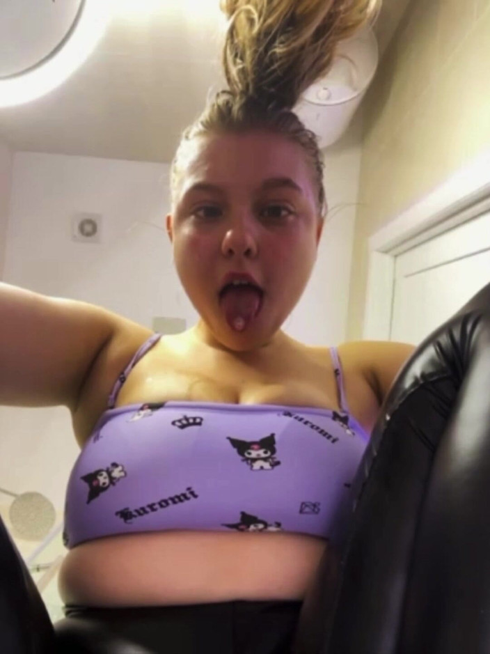JuiceLussie: Pink Pussy Fingering Close up with Blond Girl in Latex