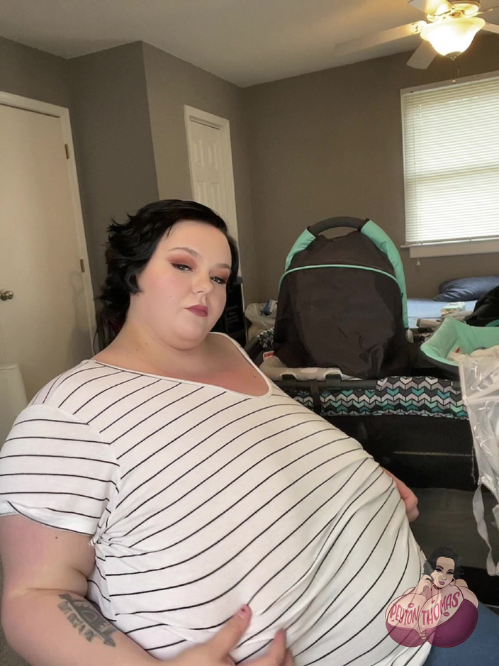 Peyton Thomas: 거유 젖탱이 플레이