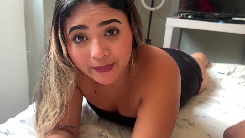Yohamedi: Consigli di sesso anale con la mia sorellastra finiscono con...