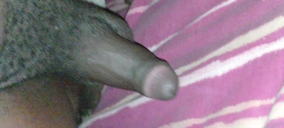 Lihlemandisi: My Huge Cock Solo in Bed Any One Looking for...