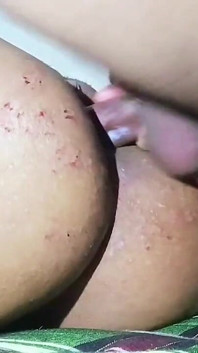 Saya mengongkek adik tiri seksi saya buat kali pertama