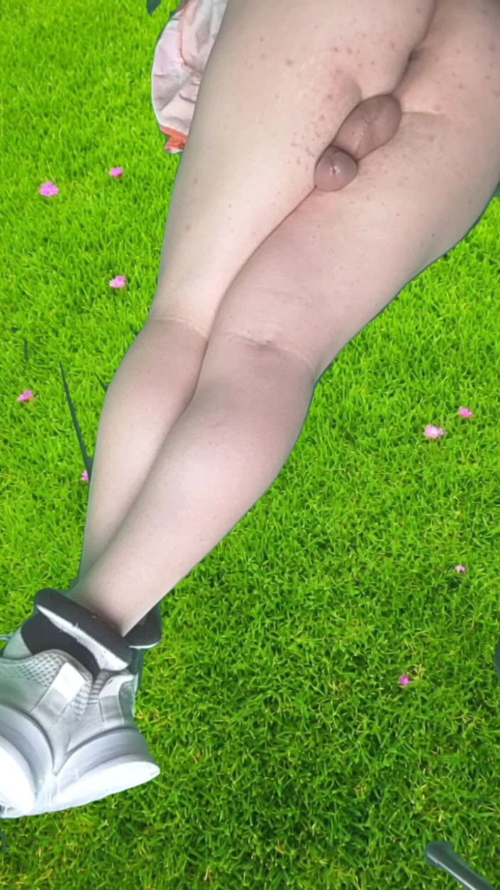 Kitty_Cross: Culona bionda effeminato dolce culo succoso cosce liscia lecca-sissy