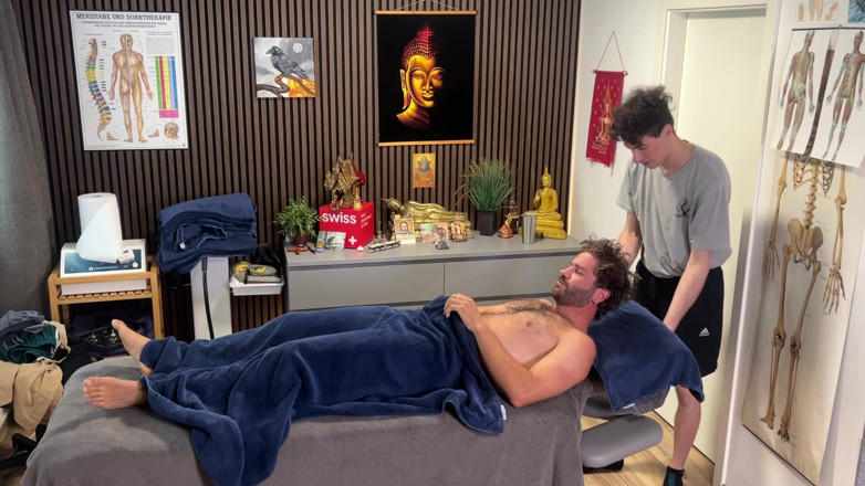 Dylan Swatson: Hot Straight Guy Gets Handjob From Masseur