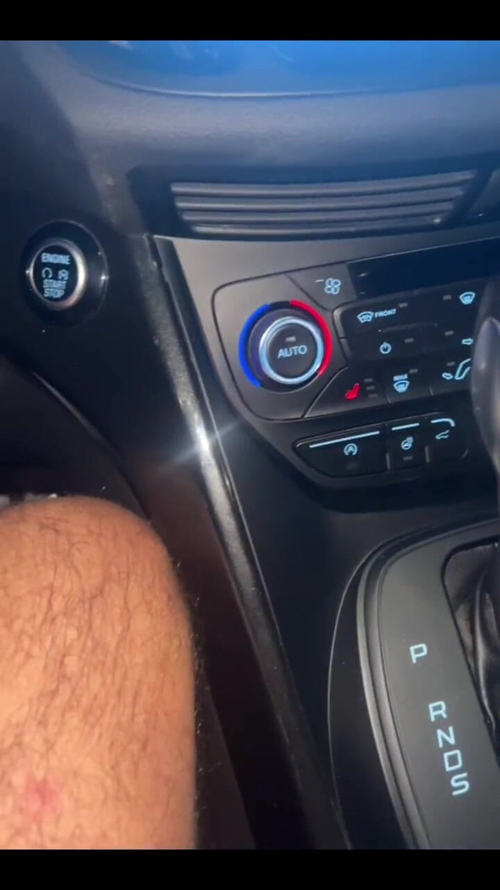 Daddybearvlc: Sega in macchina