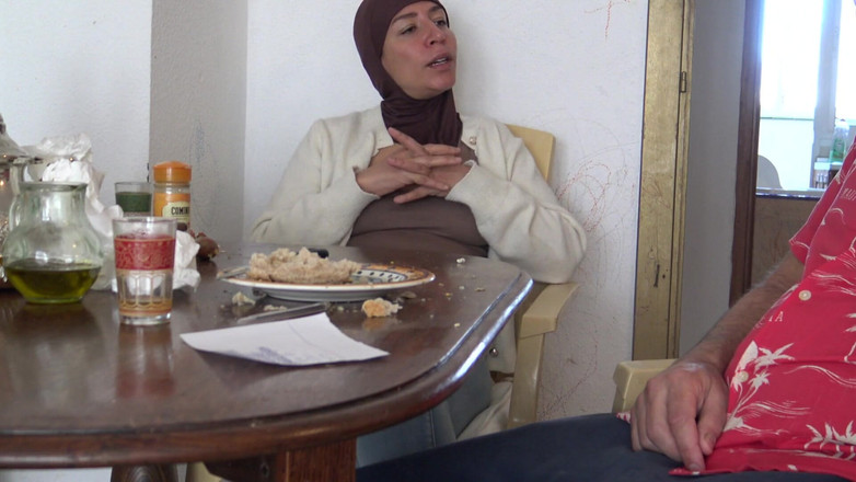 Souzan Halabi: Курдская мачеха изменяет своему пасыну в Стамбуле - турецкое порно Тюрбанли, анальный секс