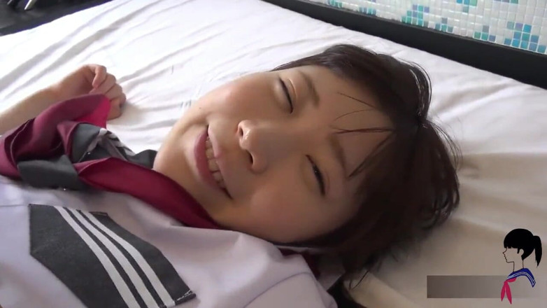 Studio JAV Launcher: Bambini in uniforme 0038 senza censura