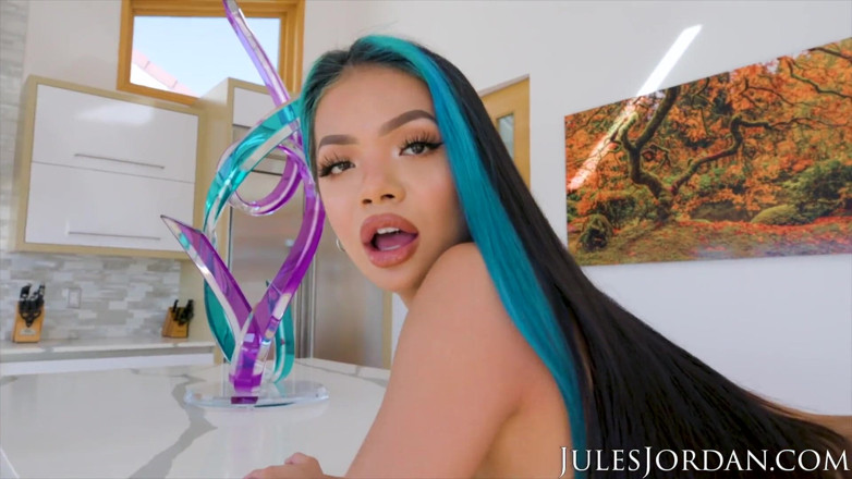 Jules Jordan: Egzotyczna Paisley Paige zostaje analnie zainicjowana przez Jaxa Slayhera