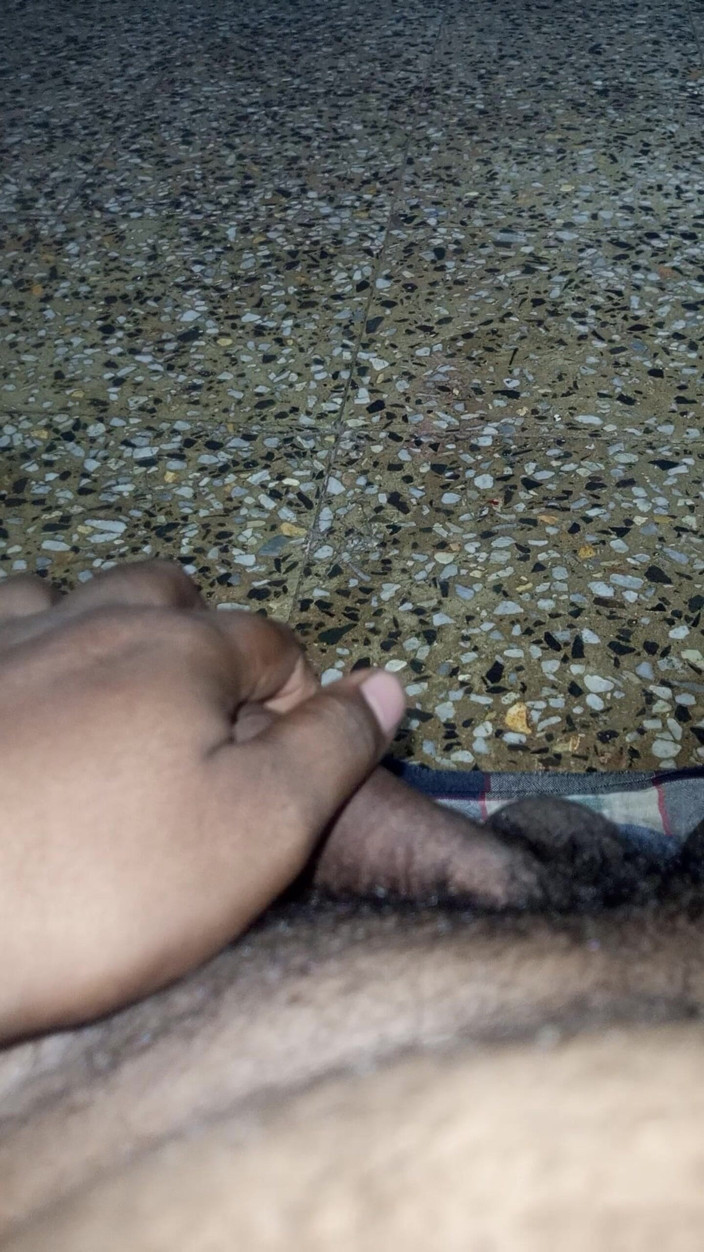 Sweet Indian cock: Mia moglie indiana succhia grandi tette nere