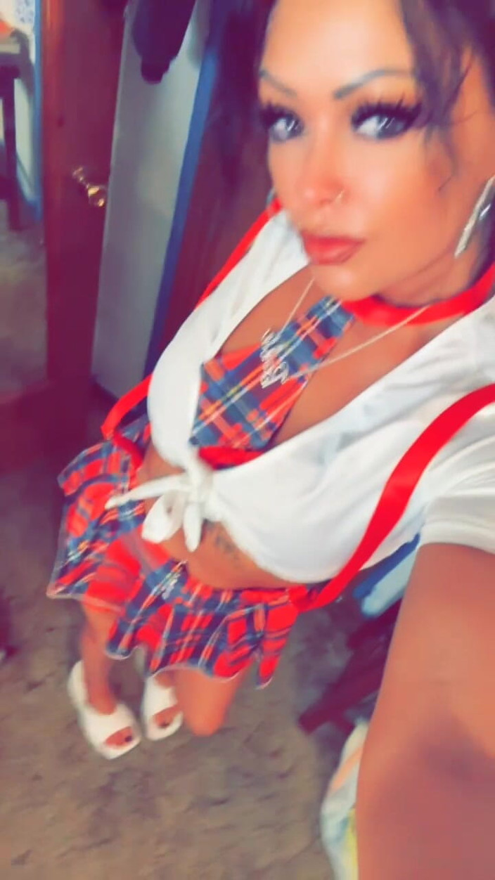 Krystal Petite Treat: Lil 挑逗者婊子