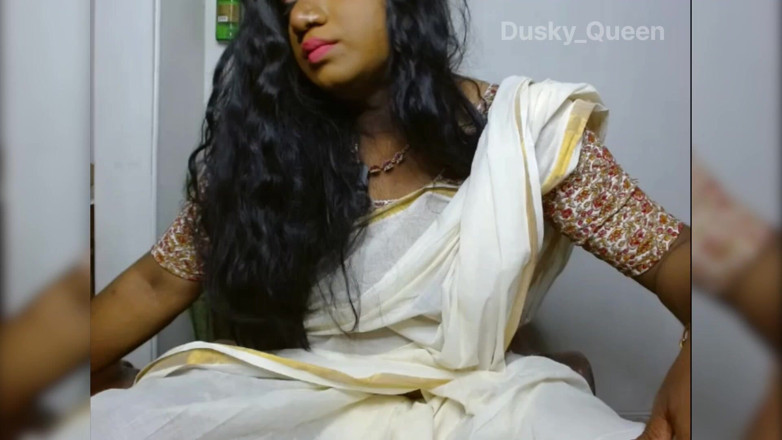 Dusky mallu trans: Karala Trans Women Naughty Hard Sucking Her Fingers