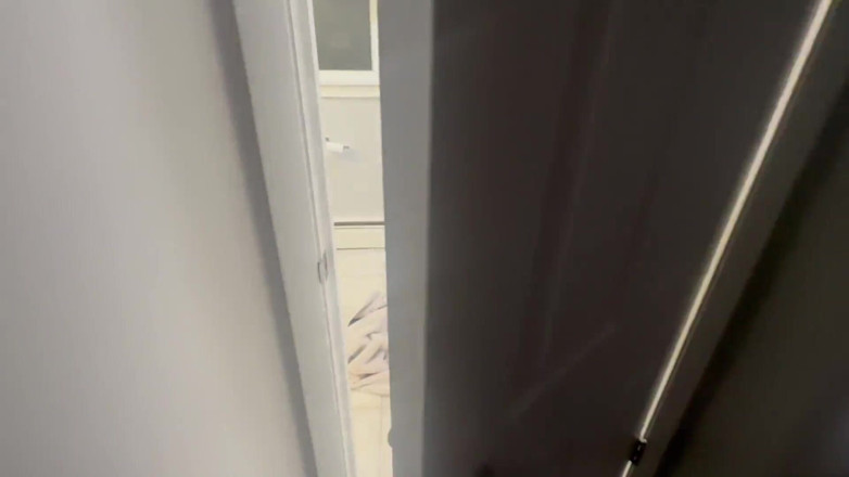 DwellingDickins: Nevlastní syn bere milf macechu