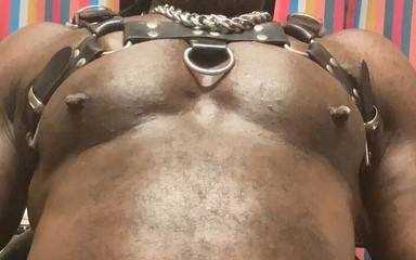 Black Muscle: Zwart kinky gespierde solo seksfeestje voor één