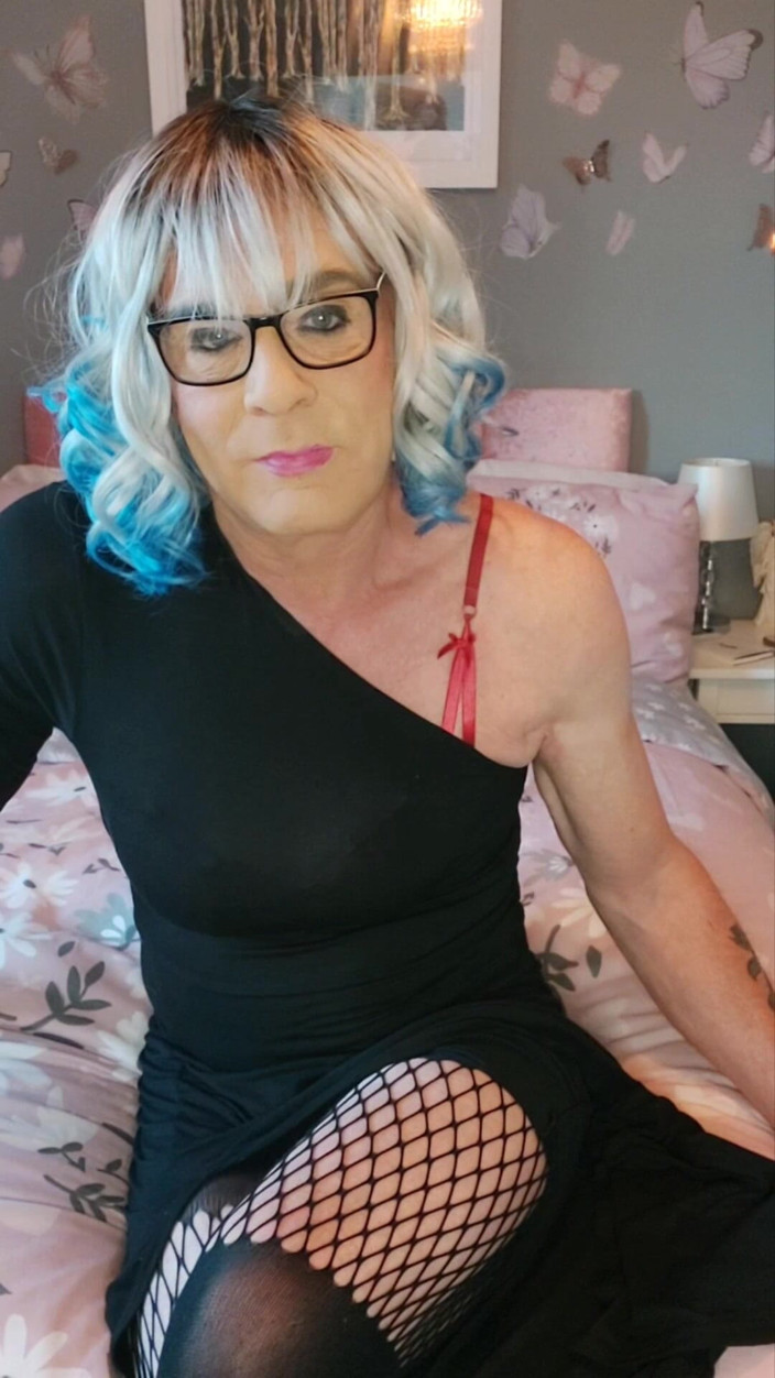 Juniperberi crossdresser: Crossdressing Juniper Beri