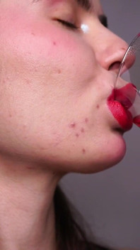 Rayuan lipstik merah