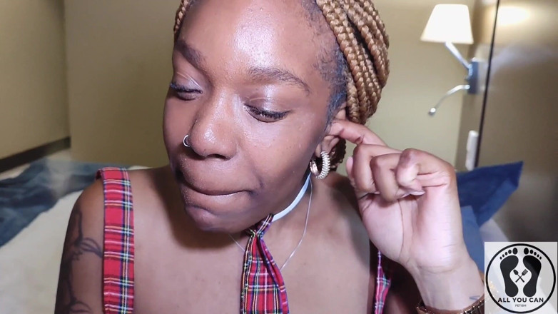 All You Can Fetish: Fetish Ebony Bug Nose Picking Nostrils Snots Lick Them