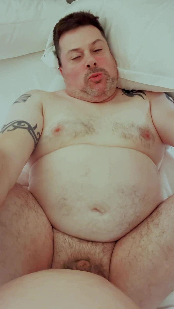 uktattooedchub74: Dedos en mi agujero, follar mi agujero