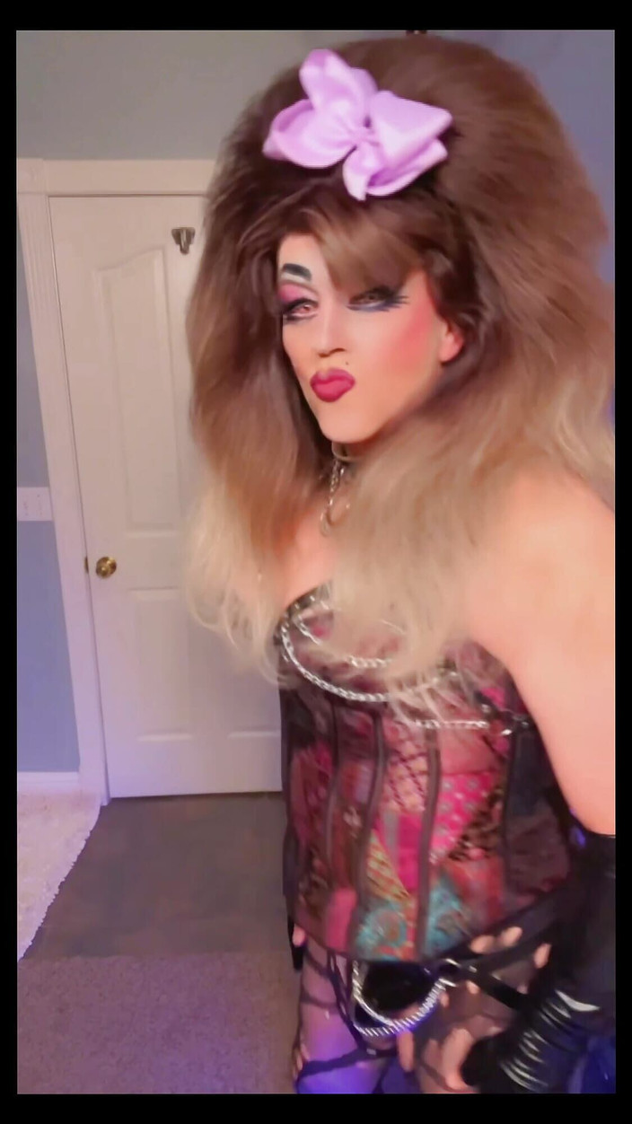 Shelly Robertss: Kouření fetiš velké vlasy hudební kompilace