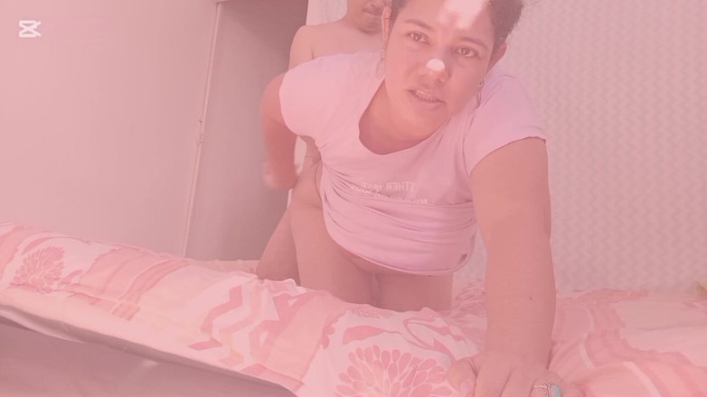 Valkyrie and Luigy Couple: Kouření zralé ženy