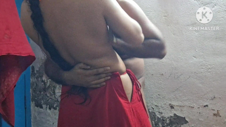 Busty Banuu: สาวอินเดียโดนเย็ด